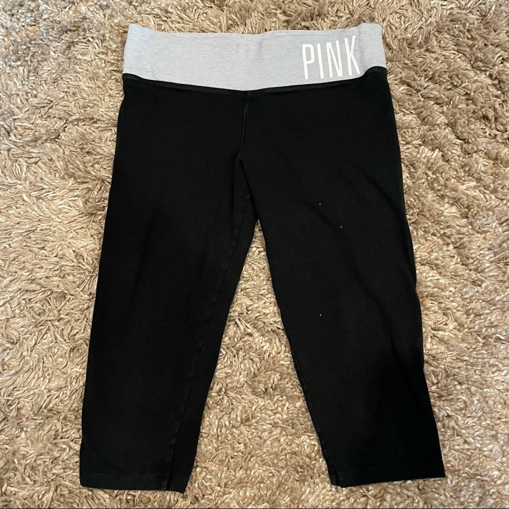 VS Pink Cropped Leggings